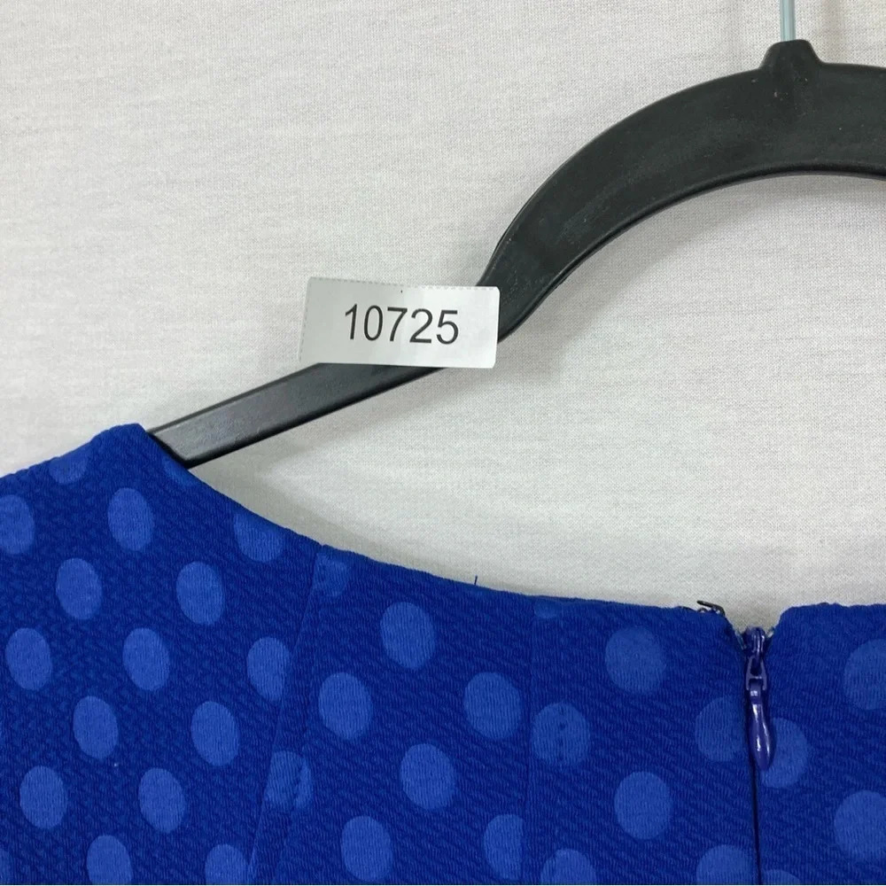 New Avenue Blue Polka Dot Round Neck Short Sleeve Stretch Dress size 22/24 - Picture 11 of 11